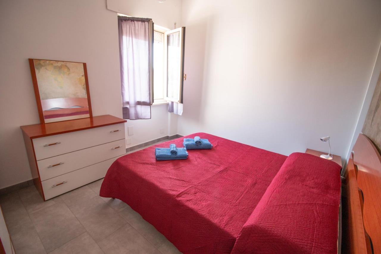 Casa Vacanze Casetta Grande Порто-Торрес Екстер'єр фото